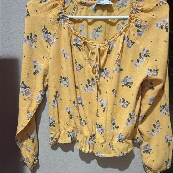 Hollister Yellow Floral Blouse - Picture 1 of 1